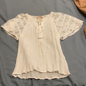 White top. Cool fabric